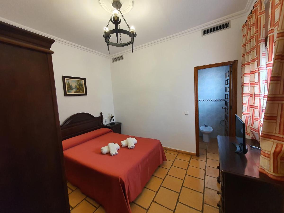 Hotel-Restaurante Venta Tomas Almuradiel Экстерьер фото