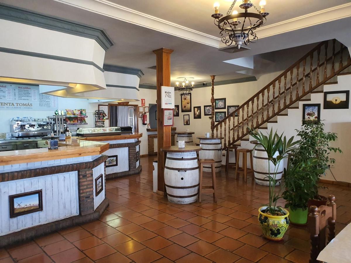 Hotel-Restaurante Venta Tomas Almuradiel Экстерьер фото